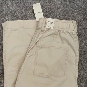 Abercrombie cargo pants size 26